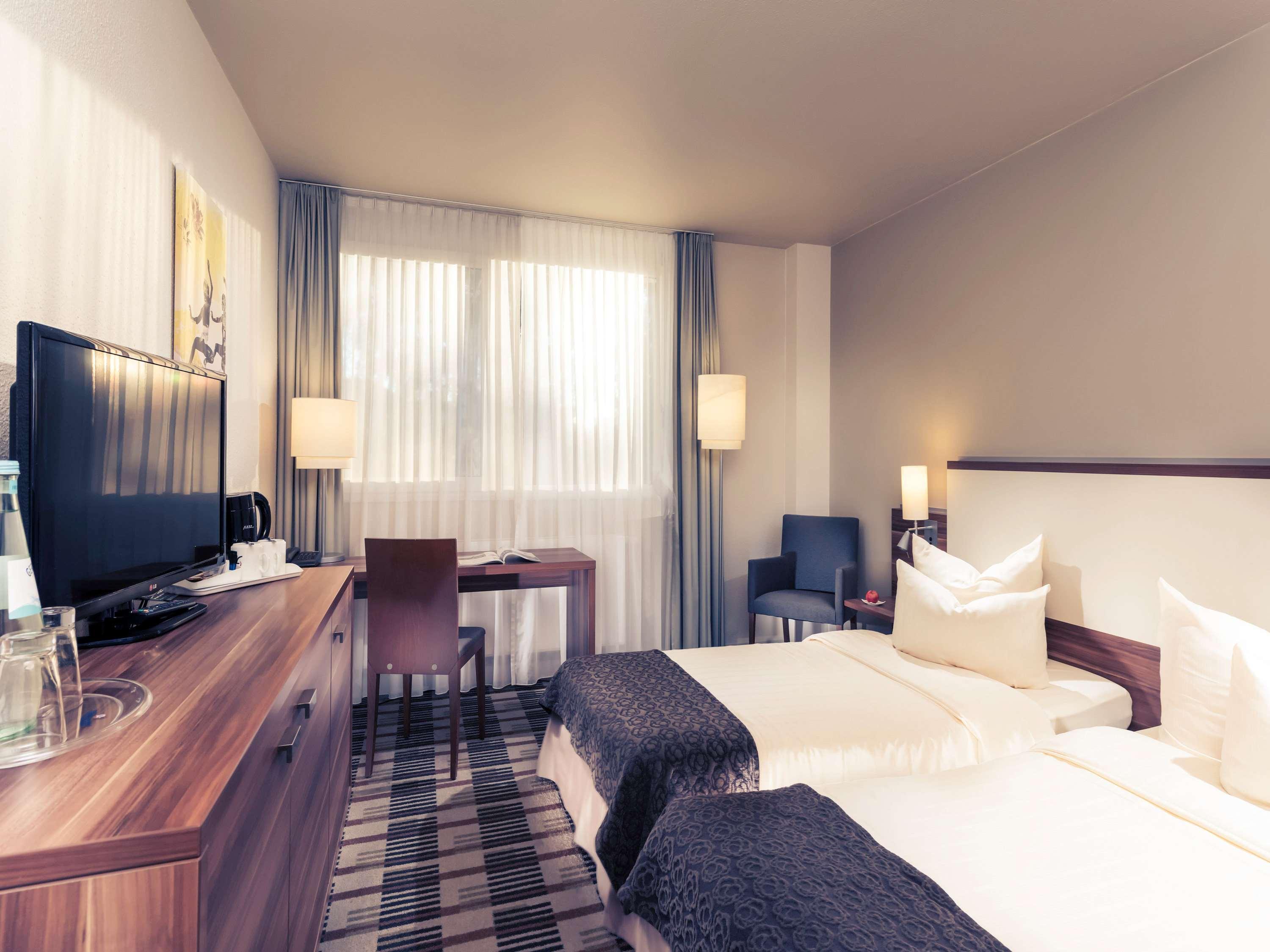 Mercure Hotel Saarbruecken Sued Bagian luar foto