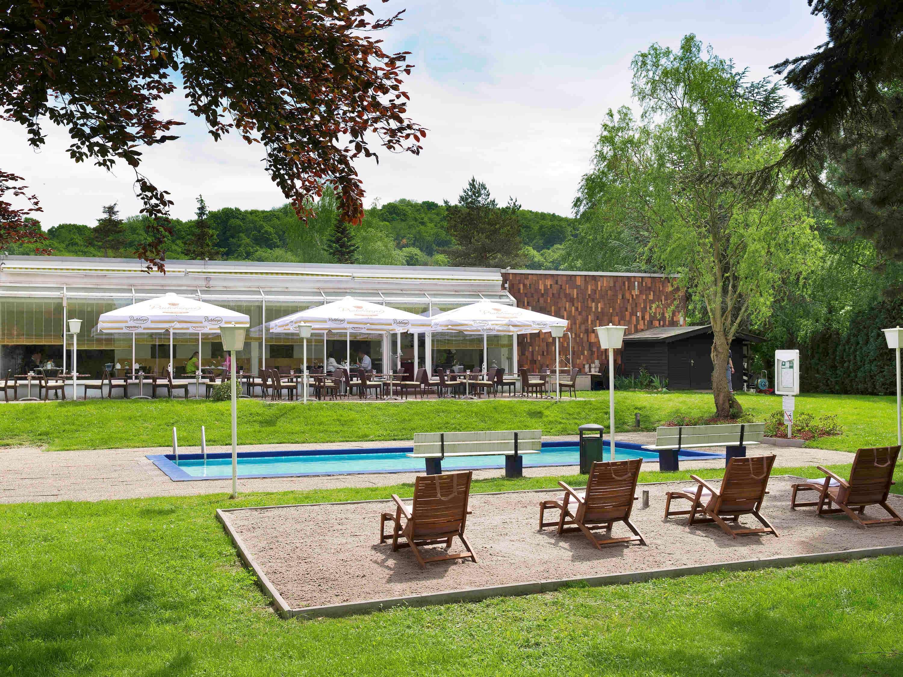 Mercure Hotel Saarbruecken Sued Bagian luar foto