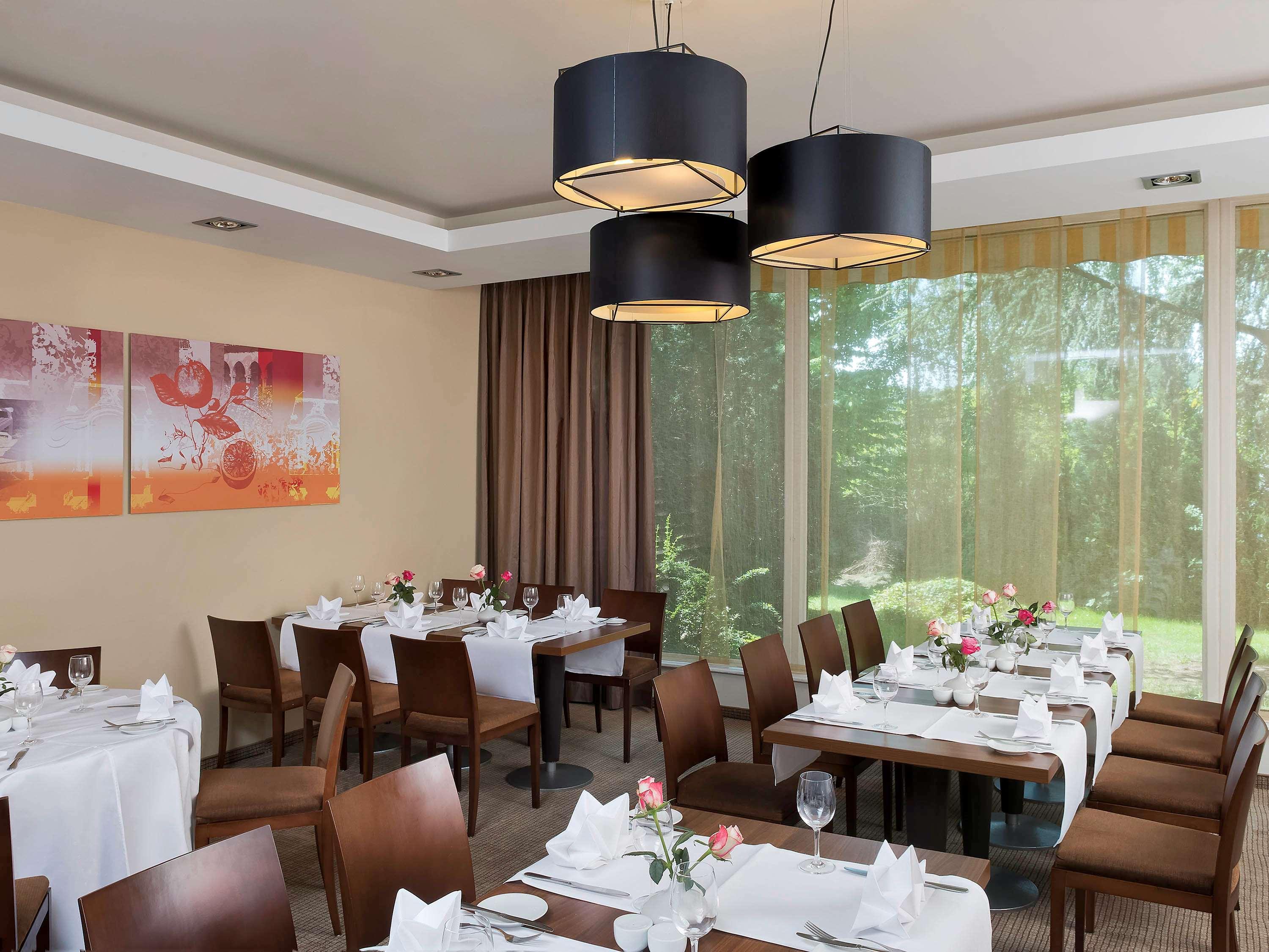 Mercure Hotel Saarbruecken Sued Bagian luar foto