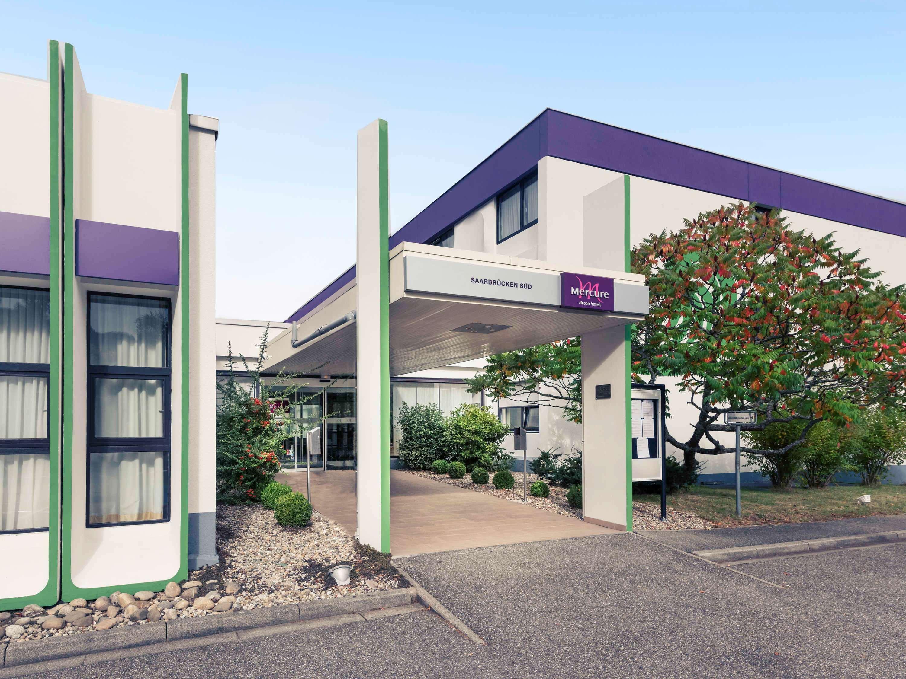 Mercure Hotel Saarbruecken Sued Bagian luar foto