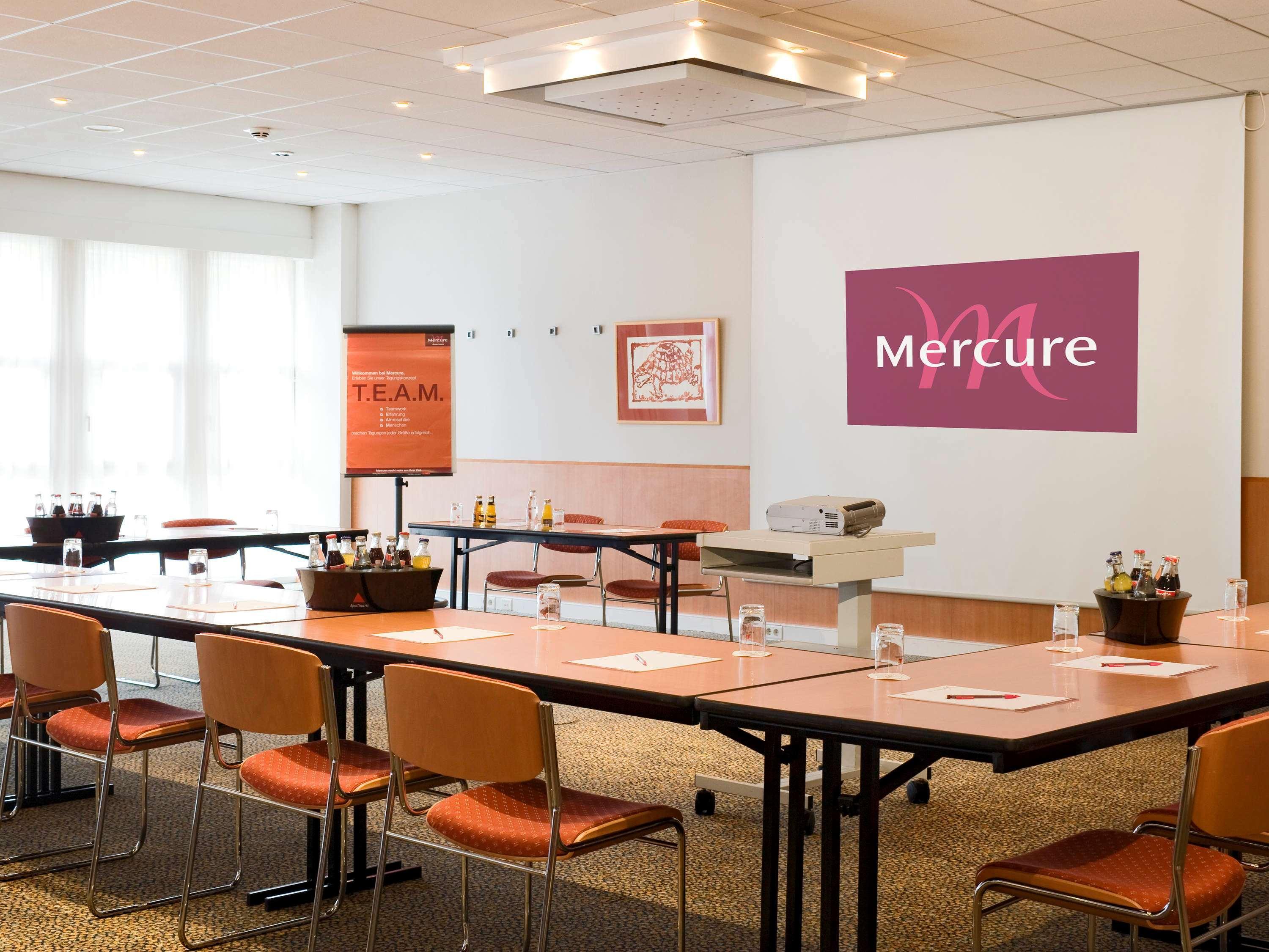 Mercure Hotel Saarbruecken Sued Bagian luar foto