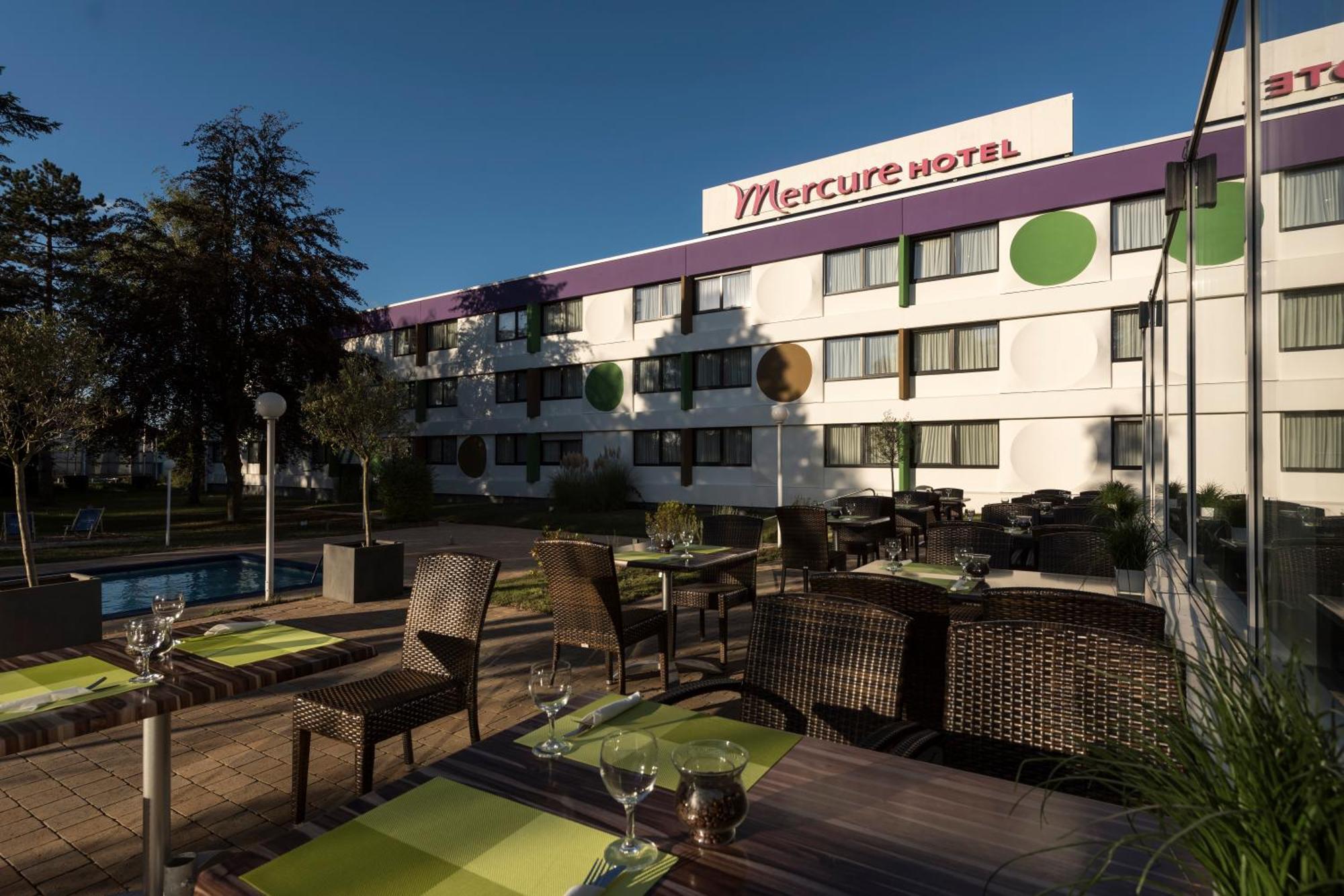 Mercure Hotel Saarbruecken Sued Bagian luar foto